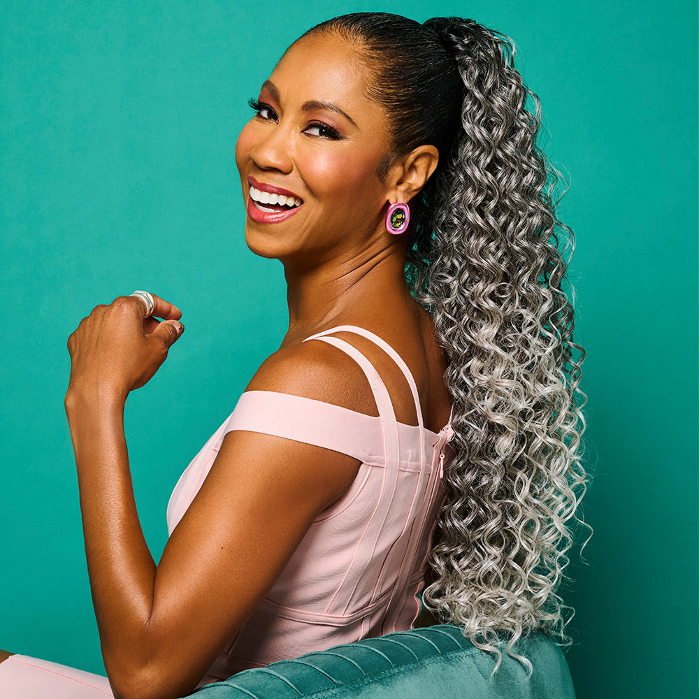 27in Glam Curls Pocket Pony in color MC511SS Powdered Licorice